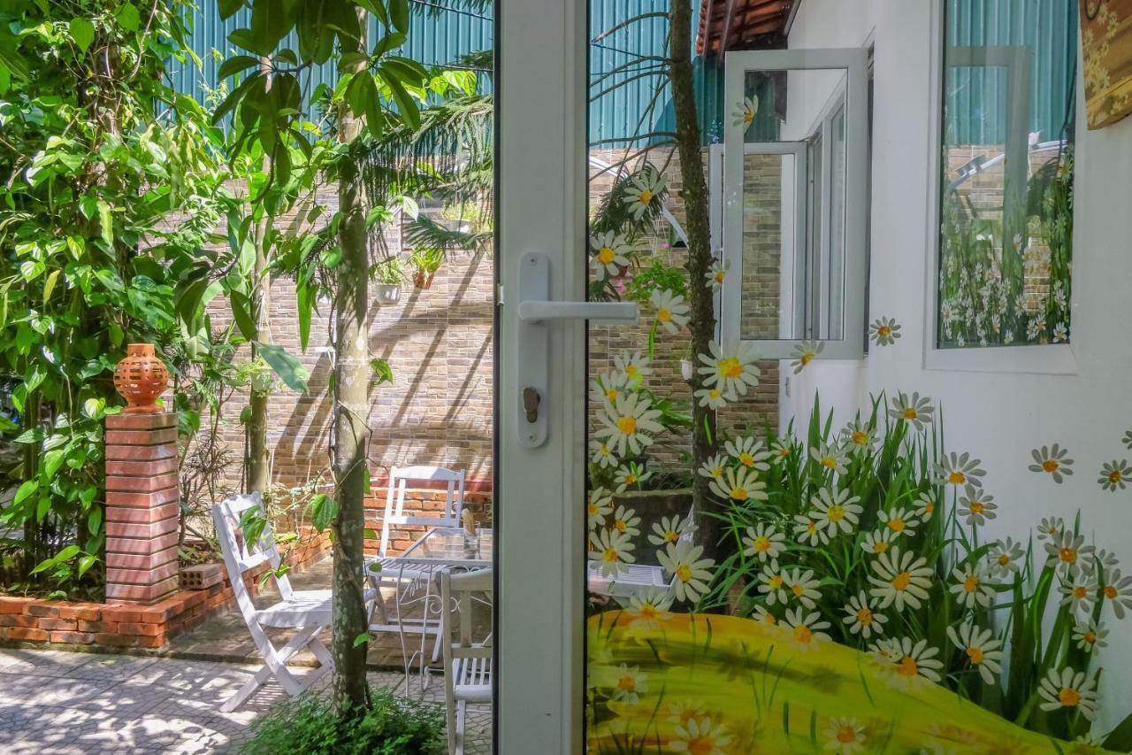 Cung Dan Xua Homestay Hue Exteriör bild